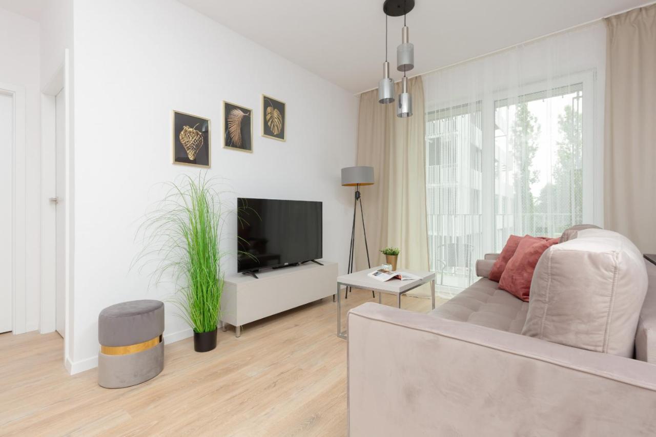 Stacja Wola Apartment Guminska By Noclegi Renters 바르샤바 외부 사진