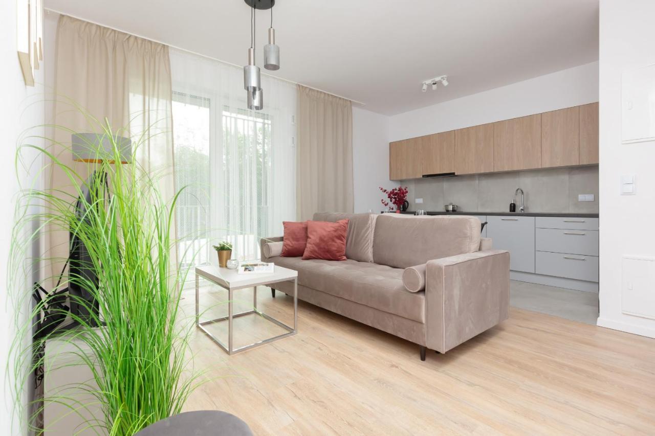 Stacja Wola Apartment Guminska By Noclegi Renters 바르샤바 외부 사진